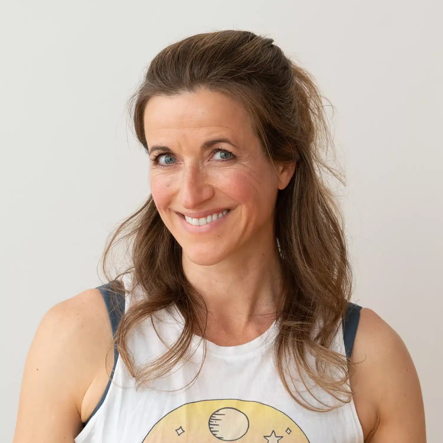 maja-müller-be-yogi-ayurveda-yoga-shalala-yoga-klasse-karlsruhe-profilbild-quadrat