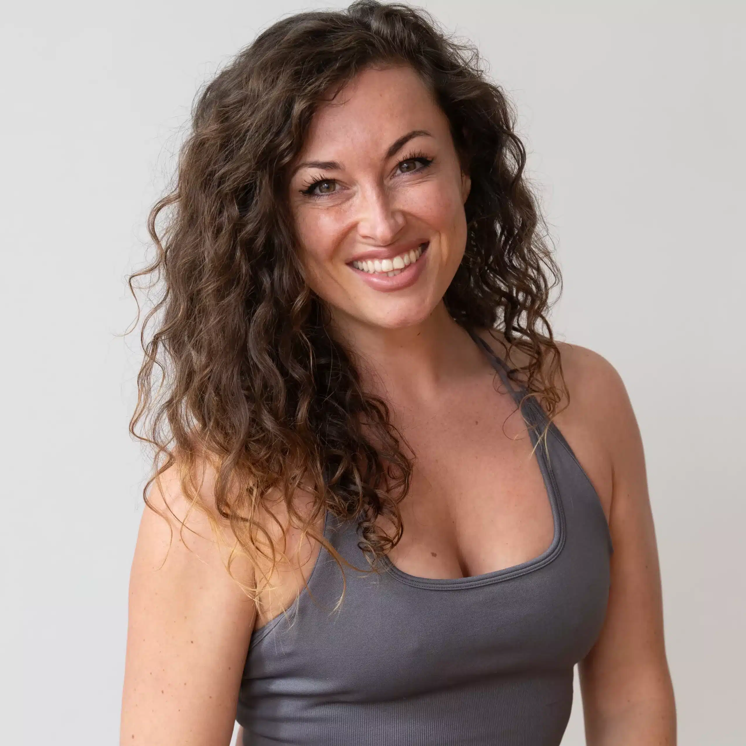 profilbild-gloria-gollner-be-yogi-060625