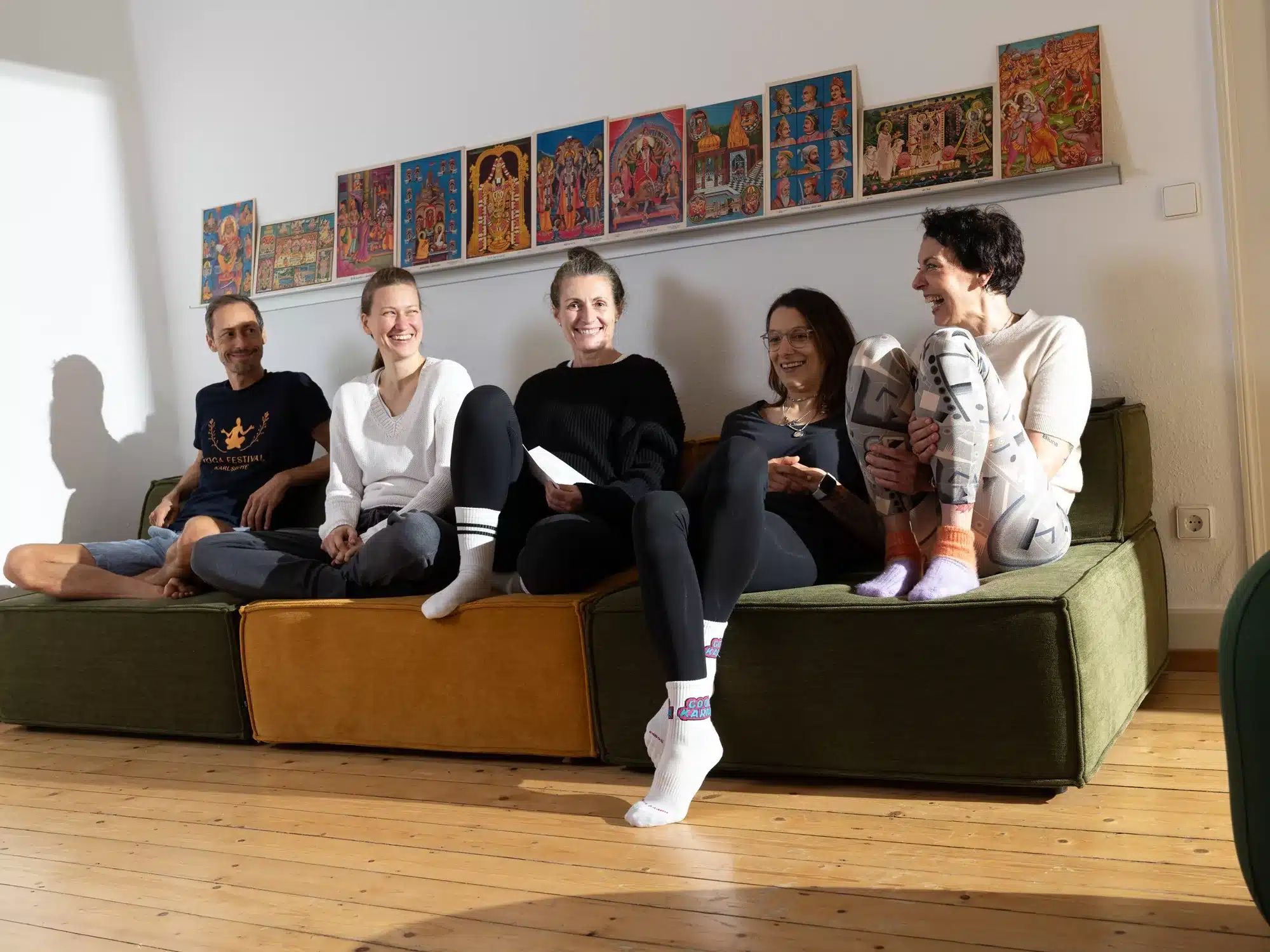 be-yogi-campus-ayurveda-yoga-coaching-karlsruhe-ahaweg-2-team-atrium-ausbildung-02