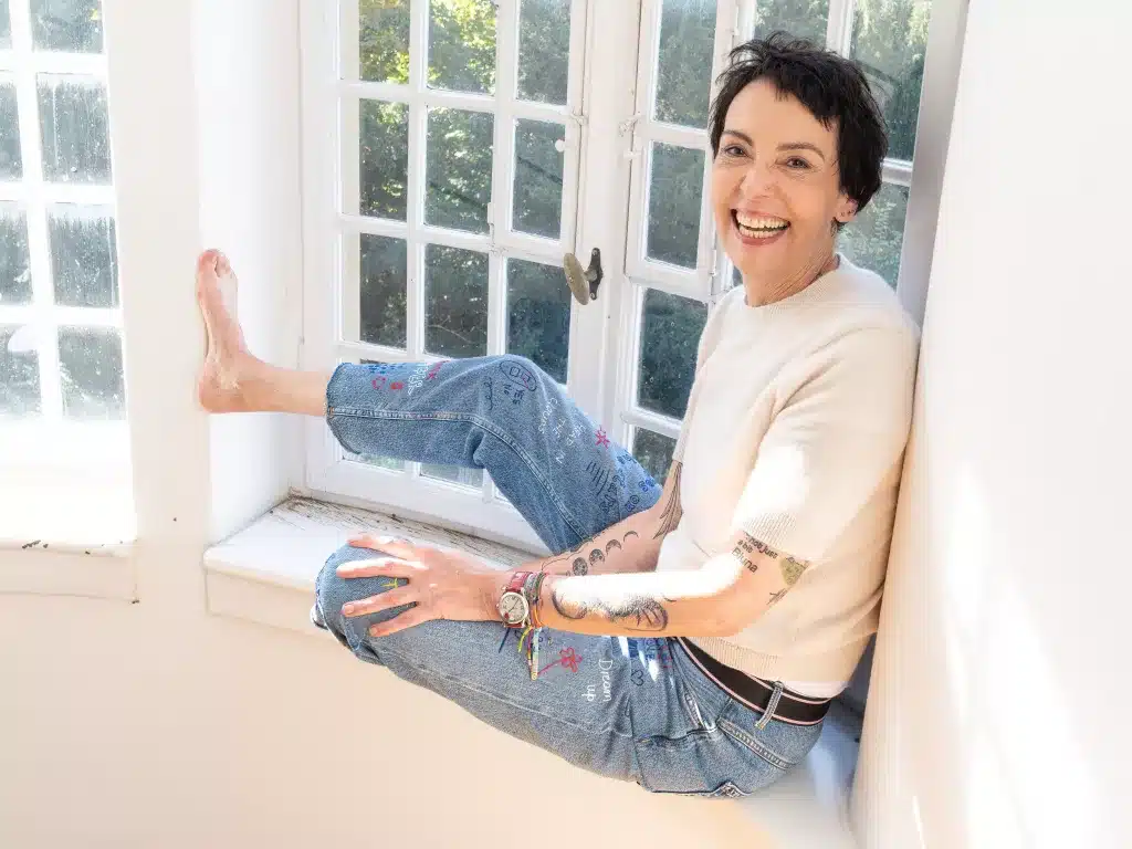 be-yogi-campus-ayurveda-yoga-coaching-karlsruhe-ahaweg-2-ulla-froehlich-strauss-treppenhaus-01-quadrat